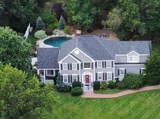 21 Steeple Chase Cir, Westford, MA 01886