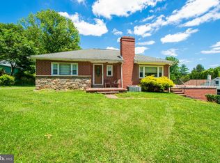 1638 Garnet Mine Rd, Garnet Valley, PA 19060