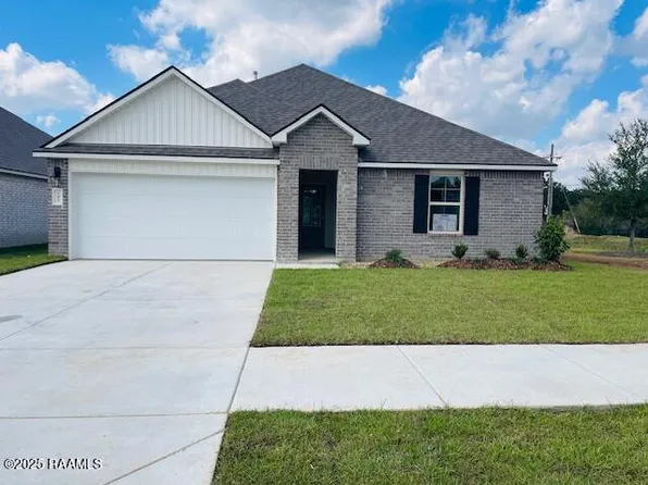 102 Broussard Hill Dr, Broussard, LA 70518