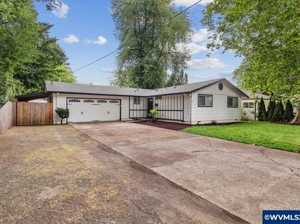 411 Oak St, Woodburn, OR 97071