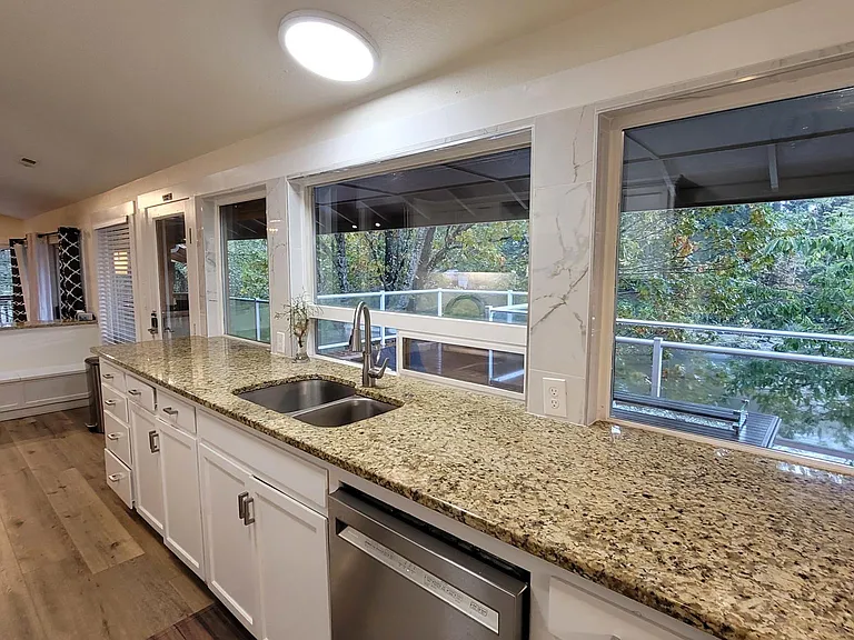 726 N Shepherd Rd — Photo 19
