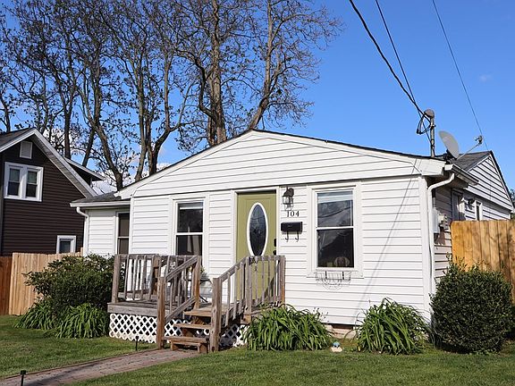3rd image of 104 Bibb Ave