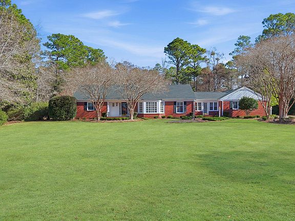 3rd image of 429 Fox Bay Rd. #Fox Bay Estates