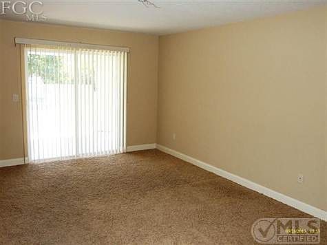 4th image of 1808 SW 48th Ter