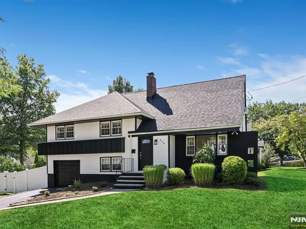 858 Barbara Drive, Teaneck, NJ 07666