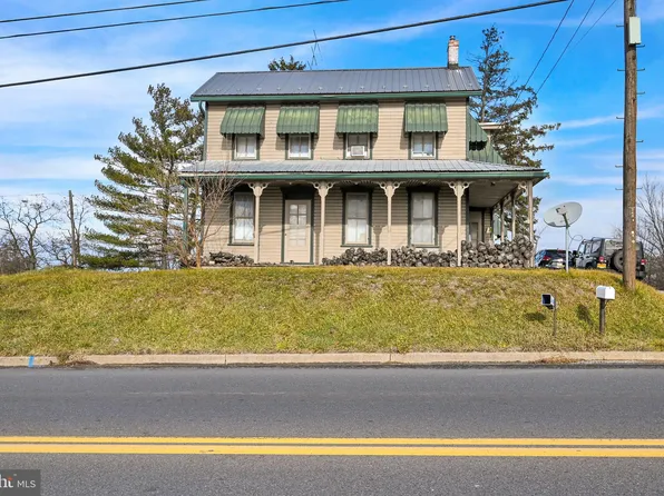 543 Buchanan Trl W #W, Greencastle, PA 17225