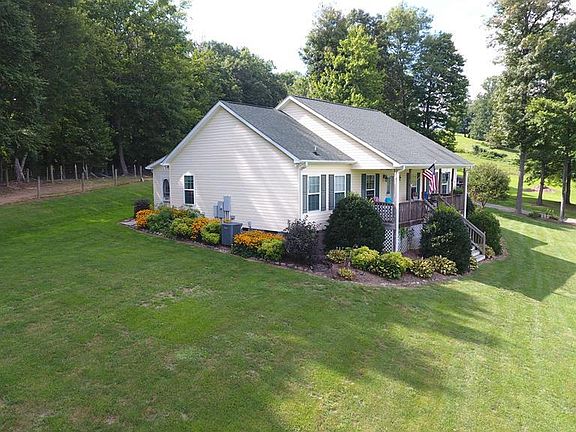 2nd image of 203 Mopar Ln