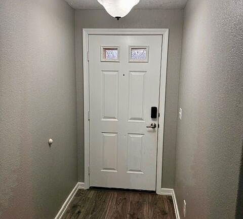 4th image of 921 N Rose St #A