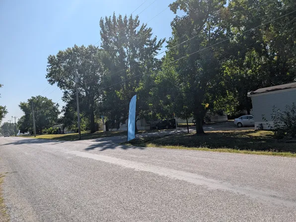 57 Bluebell Ln, New Baden, IL 62265