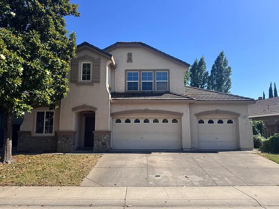 1908 Terracina Cir