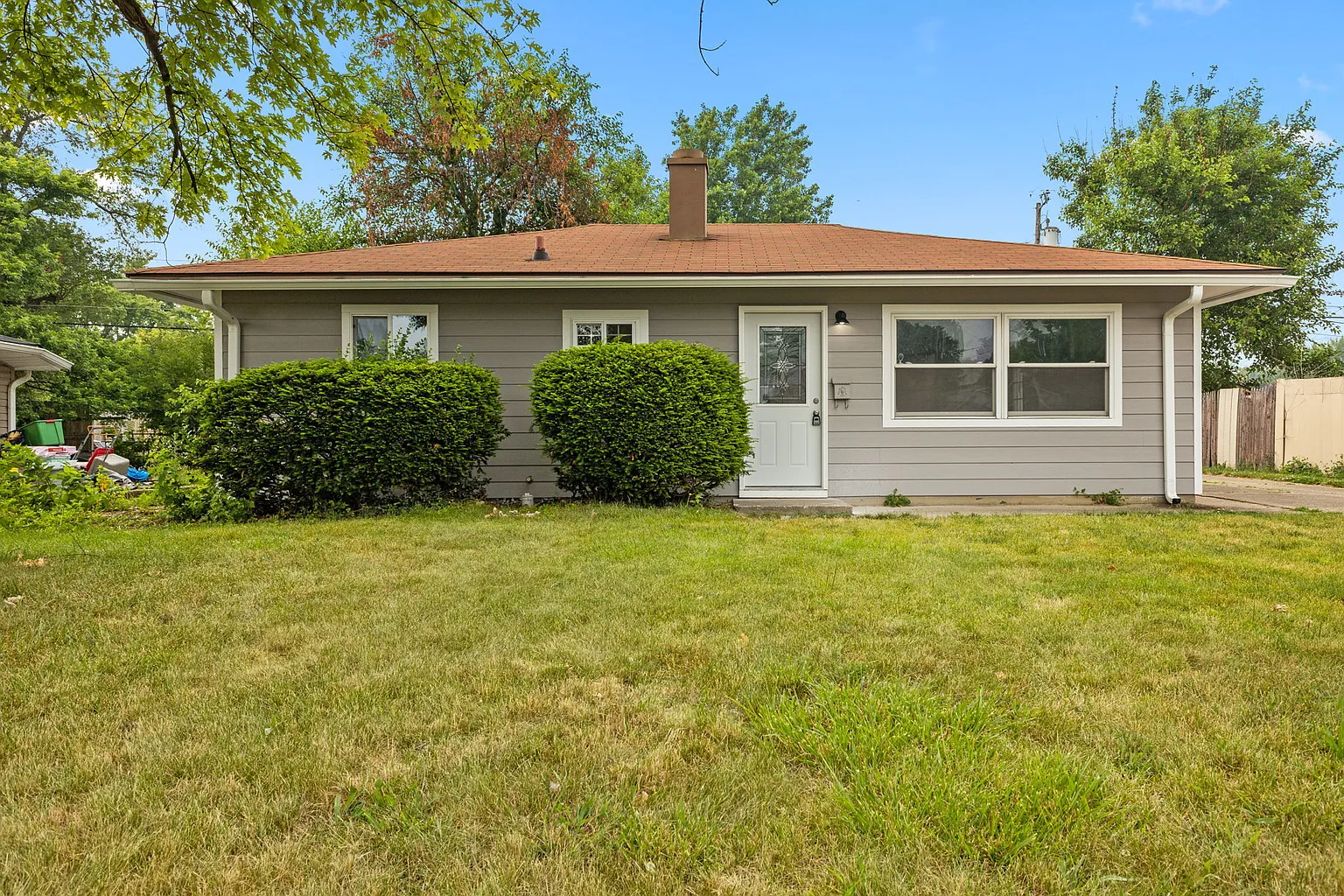 4038 Bertrand Rd photo 1
