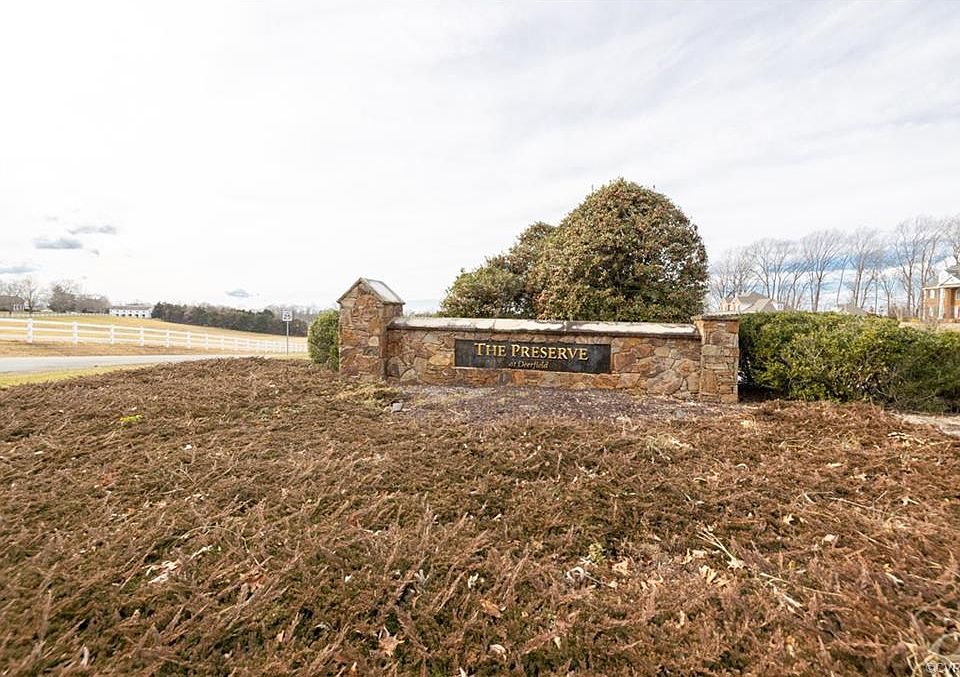 1st image of 1009 The Preserve Dr