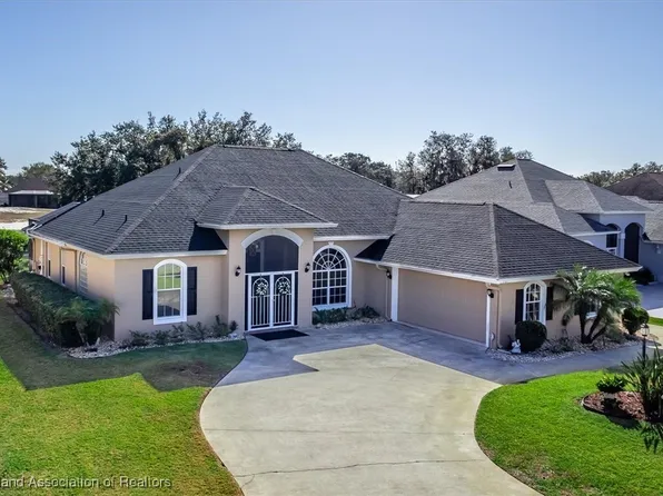 2754 Treasure Cay Ln, Sebring, FL 33875