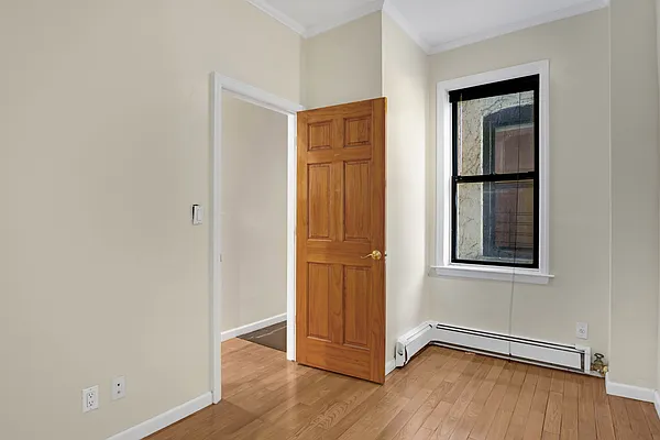 Sold by Compass | media 9
