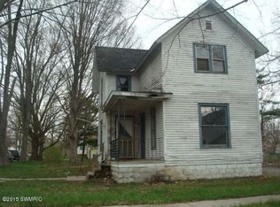 400 4th Ave, Three Rivers, MI 49093