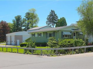 6148 Knickerbocker Rd, Ontario, NY 14519