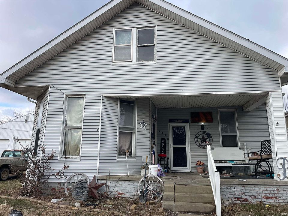 1st image of 203 W 10th St