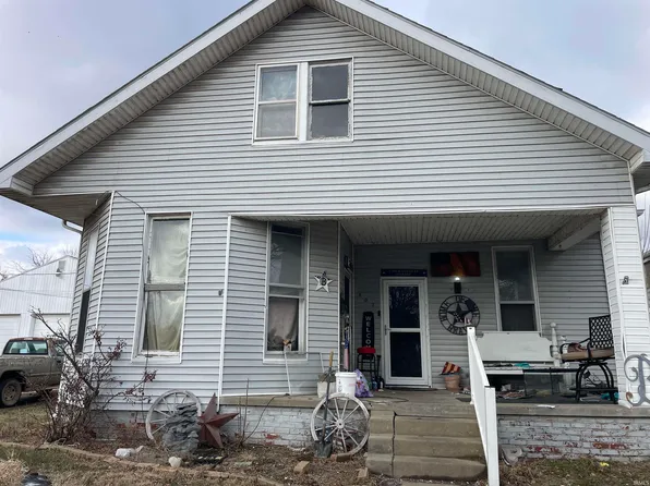 203 W 10th St, Mount Vernon, IN 47620