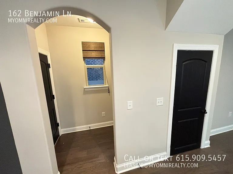162 Benjamin Ln — Photo 8