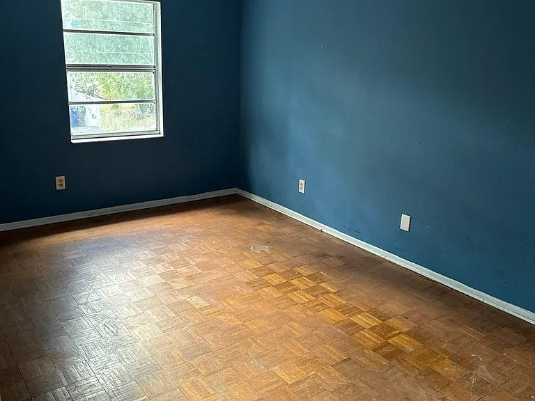5226 Tennis Court Cir — Photo 3