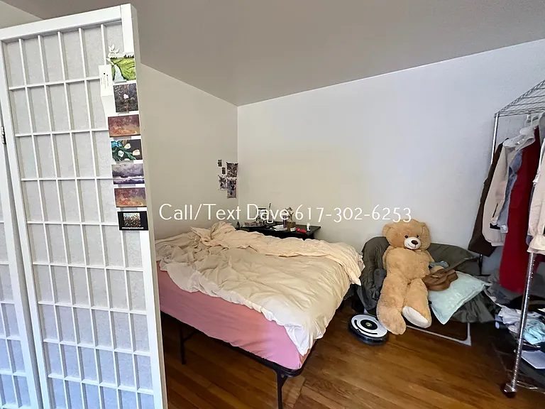 65 Strathmore Rd #2 — Photo 7