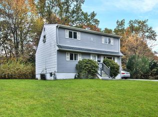 26 Plains Dr, New City, NY 10956