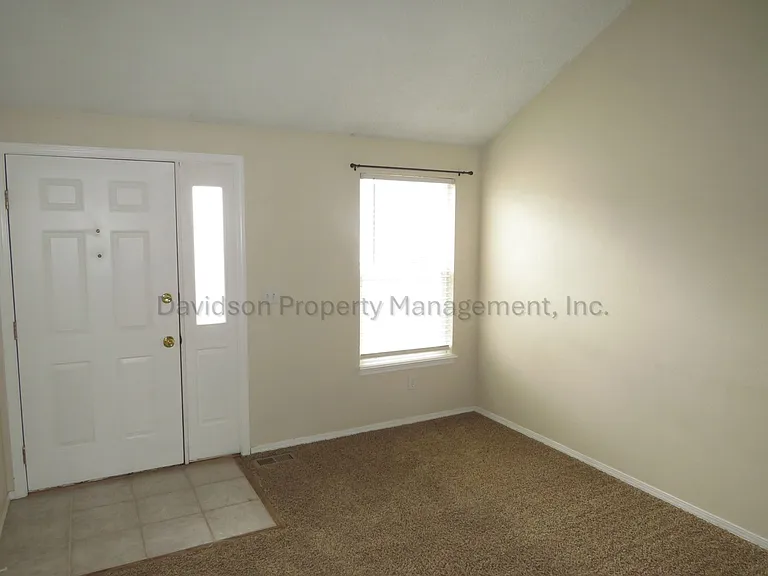 7049 White Buffalo Rd — Photo 3