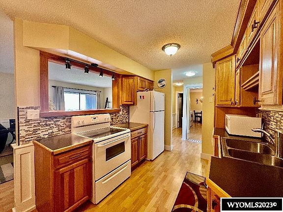 2nd image of 4460 S Poplar #303C Street