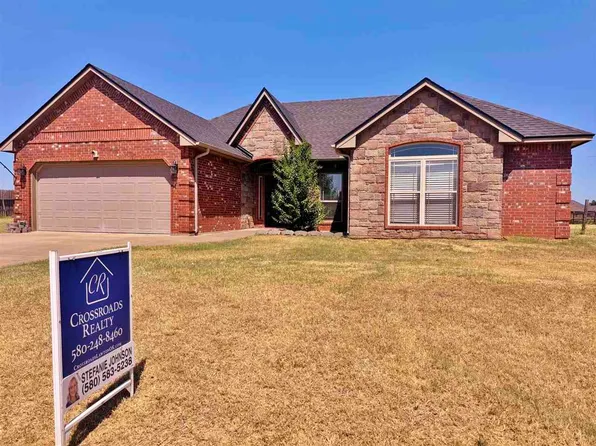104 NE Blackberry Rd, Elgin, OK 73538
