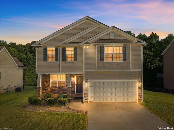 6692 Bellawood Dr, Trinity, NC 27370