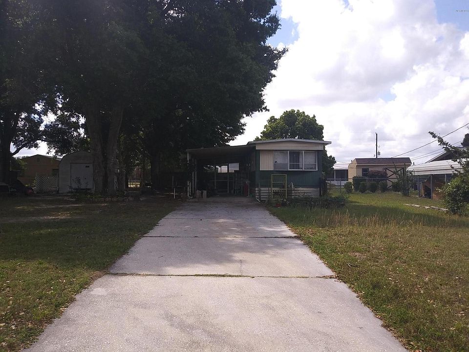 1st image of 10410 SE 131st Ln