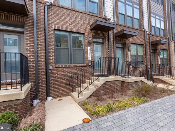 16135 Bowery St, Rockville, MD 20855