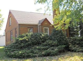 412 N Columbia Ave, Oglesby, IL 61348