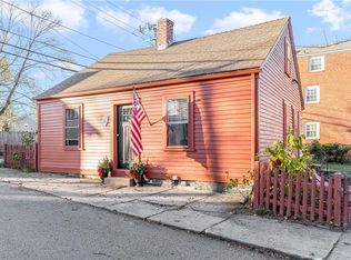 71 Remington St, Warwick, RI 02888