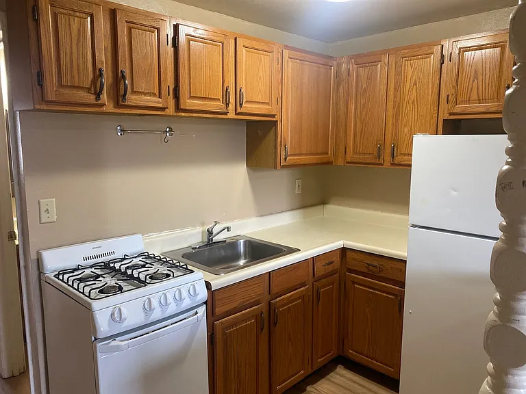 410 E Yampa St — Photo 6