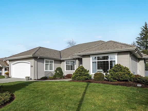 3rd image of 3382 Royal Vista Way