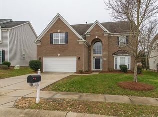 4106 Barclay Forest Dr, Charlotte, NC 28213