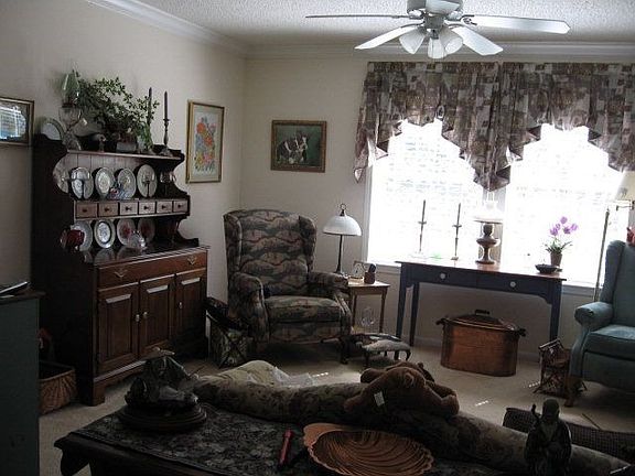 4th image of 301 Tailor Made Ranch Rd