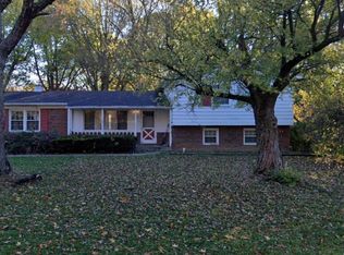 511 Chapel Hill West Dr, Indianapolis, IN