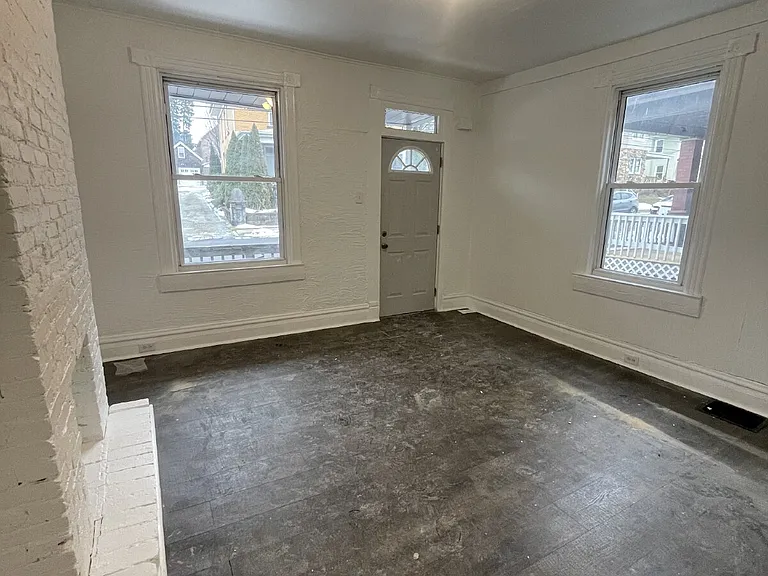 126-136 S Spring Ave #128 — Photo 8