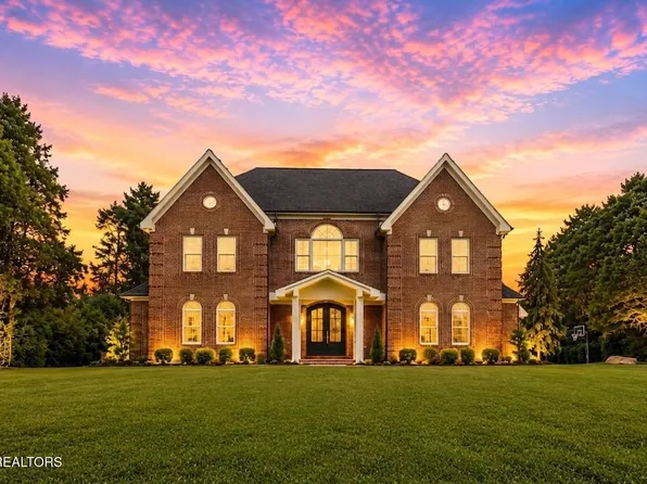 8724 Inlet Dr, Knoxville, TN 37922
