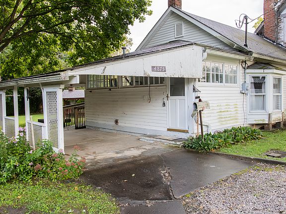 3rd image of 4875 Regan Ave