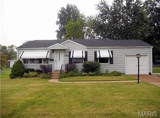 10526 Repose Dr, Saint Louis, MO 63137