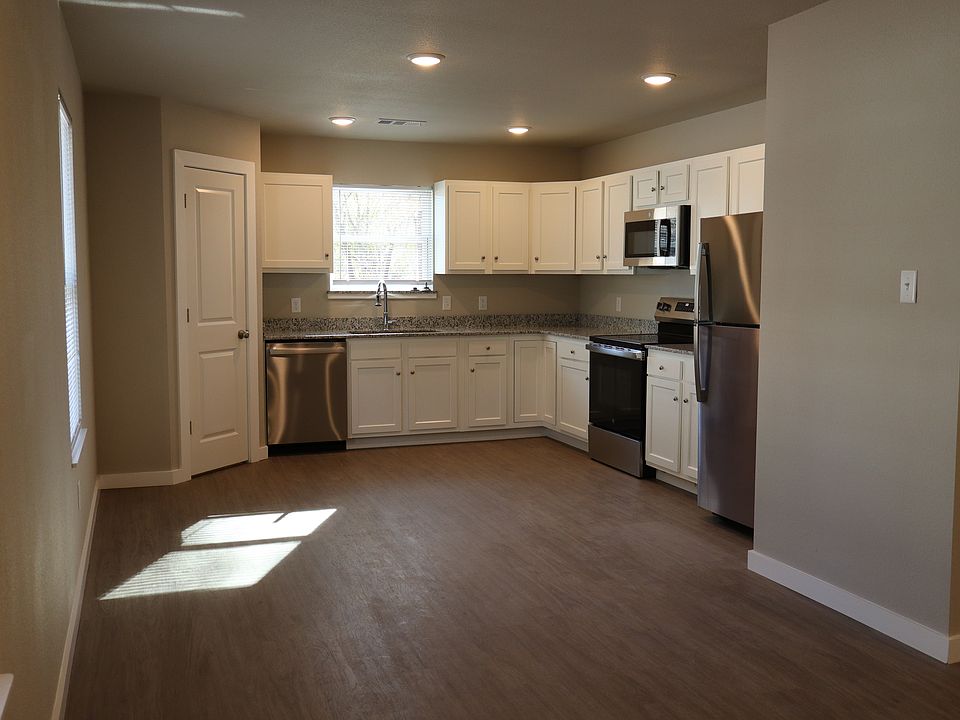 1st image of 712 Xavier St Unit B