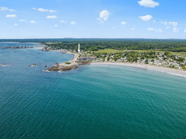 175 Beach Avenue #2, Kennebunk, ME 04043
