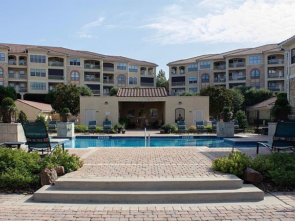 3rd image of 2133 Portofino Dr
