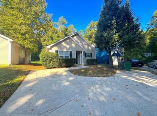 1463 Hidden Stream Ct, Charlotte, NC 28213