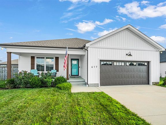 3rd image of 617 Willow Dr