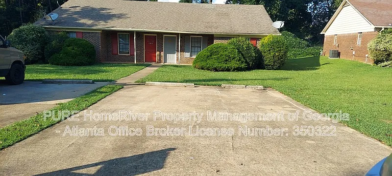 472 Charter Ct