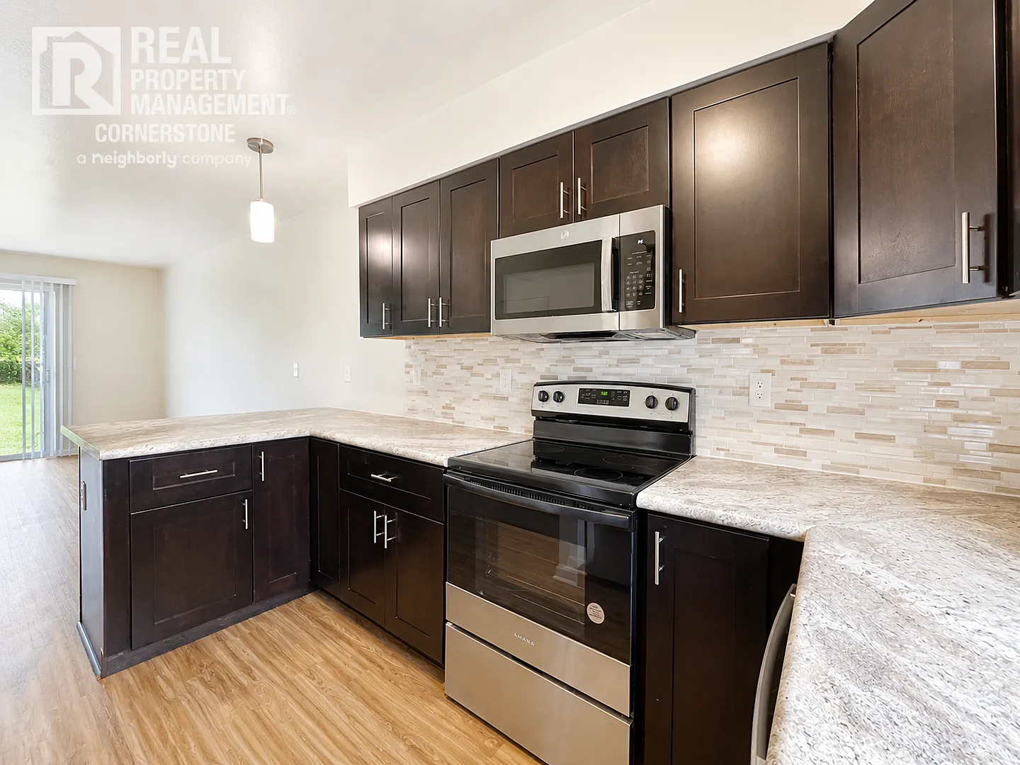 Welcome to Hickory Hills Apartments — Photo 3